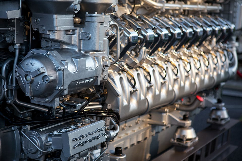 Engine rpm adjustment